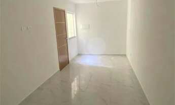 Imagem 2: Apto 2 quartos e quintal na Parada Inglesa