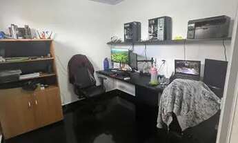 Imagem 6: Casa de condomínio sobrado para venda possui 250 metros quadrados com 3 quartos