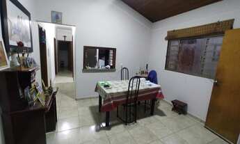 Imagem 3: Casa para venda possui 134 metros quadrados com 3 quartos em Recanto Elimar - Franca - SP