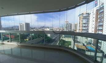 Imagem 7: 4 quartos na quadra do mar