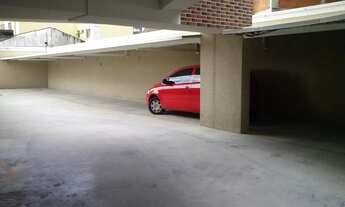 Imagem 3: Elegância e Conforto: Apartamento de Alto Padrão em Área Nobre Próximo ao Centro