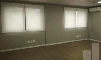 Imagem 2: Conjunto Comercial com 3 salas e 4 vagas em Santa Cecilia