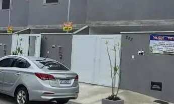 Imagem: Casas Novas Frente de Rua e Independente