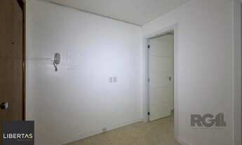 Imagem 4: Sala comercial à venda com terraço, banheiro e copa, elevador portaria - Bairro Menino Deu