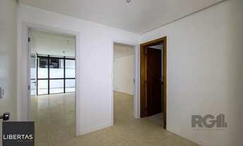 Imagem 3: Sala comercial à venda com terraço, banheiro e copa, elevador portaria - Bairro Menino Deu