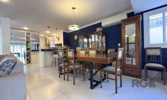 Imagem 5: Casa em condomínio com pátio, piscina, 3 suítes e 2 vagas