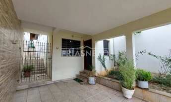 Imagem 2: Casa com 3 dormitórios próximo à UPA Vila Cristina