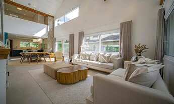 Imagem 3: CASA À VENDA EM CANELA EM CONDOMÍNIO COM QUATRO SUÍTES