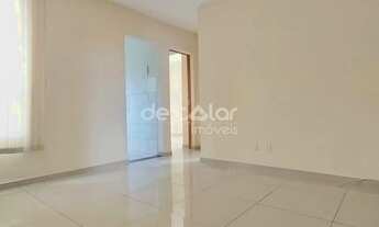 Imagem 3: Apartamento para locação com 2 quartos, armários planejados e uma vaga de estacionamento