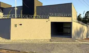 Imagem: Casa à venda no bairro Setor Serra Dourada