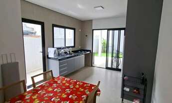 Imagem 7: Casa À venda com Móveis Planejados, Área Gourmet e 3 Suítes em Atibaia