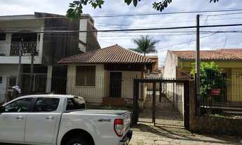Imagem: Casa com 03 quartos no Bairro São Pedro