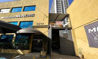 Imagem 7: Imóvel para aluguel e venda possui 1177 metros quadrados com 4 quartos