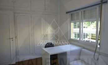 Imagem 7: Casa à Venda no Pacaembu - 3 Suítes - 4 Vagas - 600m² de Área Construída