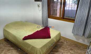 Imagem 7: Casa com 2 vagas de garagem para carros pequenos