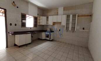 Imagem 7: Casa com 4 quartos, sendo 2 suítes para alugar, 310 m² por R$ 6.000/mês - Cidade Velha - B