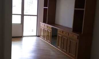 Imagem 4: Amplo Apartamento, com Varanda e Vaga de Garagem. Ótima Localização