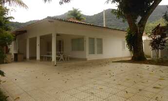 Imagem: Toque Toque Pequeno-5 dorms.-50 metros da