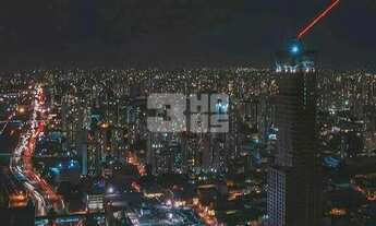 Imagem 2: Apartamento de 36m² com piso, ar condicionado, automação, vaga de garagem e ao lado do Met