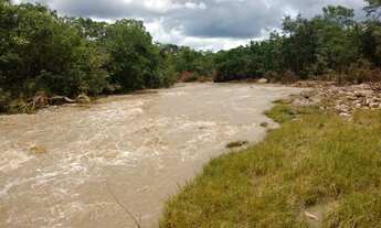 Imagem 2: 69 alqueires beira rio em Goias velho-Go