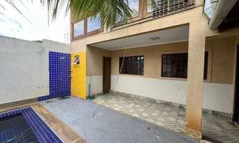 Imagem 3: Sobrado para aluguel com 200 metros quadrados com 3 quartos em Jardim Vitória - Cuiabá - M