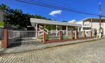 Imagem: Casa comercial no bairro Bom Retiro!