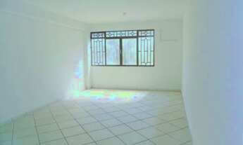 Imagem 2: KITNET - ZONA 03 - 1 ANDAR