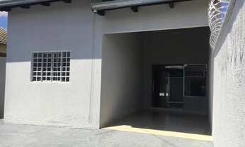 Imagem 2: Casa para venda com 240 metros quadrados com 4 quartos em Moinho dos Ventos - Goiânia - GO