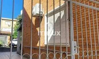 Imagem 2: Ampla Casa, 160m², Venda, 4 Dormitórios, 2 Banheiros, 2 Vagas Estacionamento, Partenon, P