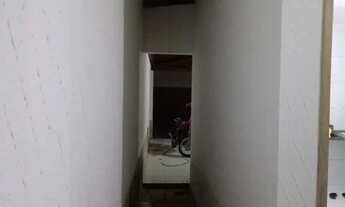 Imagem 6: Casa para aluguel possui 210 metros quadrados com 3 quartos