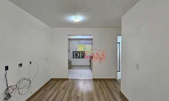 Imagem 2: Apartamento com 2 dormitórios para alugar, 38 m² por R$ 1.326,89/mês - Itaquera - São Paul