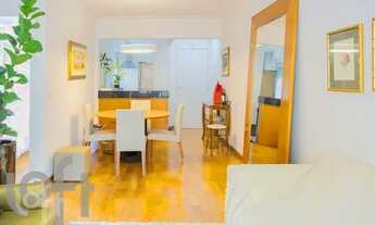 Imagem 2: Apartamento à venda em Bosque da Saúde com 68 m², 2 quartos, 1 suíte, 2 vagas