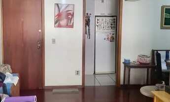 Imagem 1: Apartamento para venda possui 78 metros quadrados com 2 quartos em Portão - Curitiba - PR