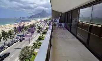 Imagem: MORE DE FRENTE PARA A PRAIA DE IPANEMA!