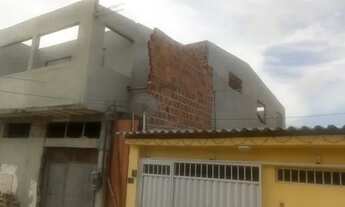Imagem: Casa em pau amarelo venda ou troca em carro