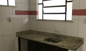 Imagem 3: Oportunidade Apto tipo Sobrado no Centro c/ 2 quartos, 1banheiro, vrnda - SEM GARAGEM!!