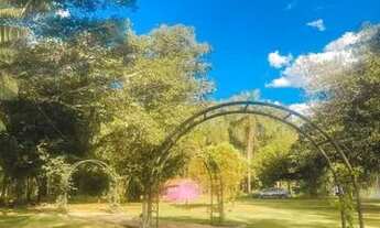 Imagem 4: Maravilhosa casa térrea em Condomínio com 3 quartos sendo 1 suíte