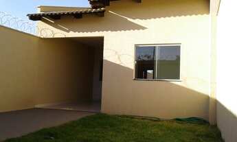 Imagem 2: Casa 2/4 sendo 1 suíte para venda no Setor Serra dourada 3 em Aparecida de Goiânia