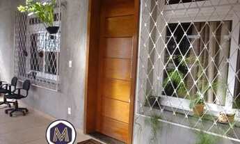 Imagem 2: CASA REFORMADA 273M²- 5 QUARTOS - 2 SUÍTES - 4 BANHEIROS - AQUECIMENTO SOLAR - 2 VAGAS