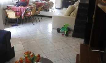 Imagem 3: Casa Geminada de 03 quartos à venda no Caiçara!