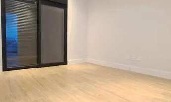 Imagem 6: Casa de condomínio sobrado para venda possui 353 metros quadrados com 4 quartos