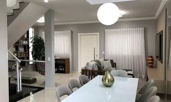 Imagem: COTIA - Casa de Condomínio - MOINHO VELHO