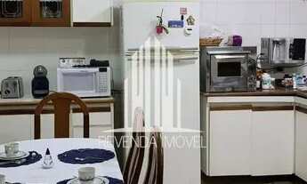 Imagem 4: Casa Térrea no Residencial Alphaville 6 com 2 suítes e 6 vagas de Garagem