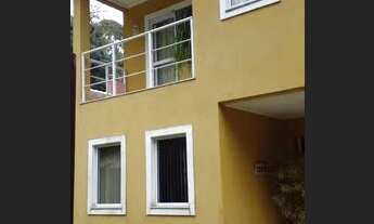 Imagem 2: Casa de condomínio para venda tem 300 metros quadrados com 4 quartos