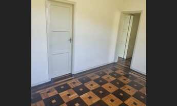 Imagem 7: Alugo excelente casa com 90 metros quadrados, em Benfica contando com 3 quartos e área ext