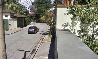 Imagem 2: Sobrado para venda com 170 metros quadrados com 4 quartos em Vila Pedra Branca - São Paulo