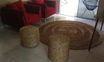 Imagem 7: Sua casa no litoral com piscina. III