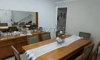 Imagem 2: Casa no Parque Mandaqui, Praça Ademar Noronha, 193m², 3 suítes, quintal e 3 vagas