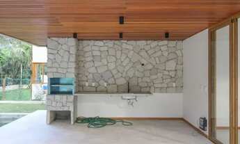 Imagem 3: Casa de condomínio para venda com 220 metros quadrados com 4 quartos