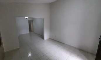 Imagem 3: Casa nos Bancários 04 Quartos sendo 01 Suíte 160m² excelente localização